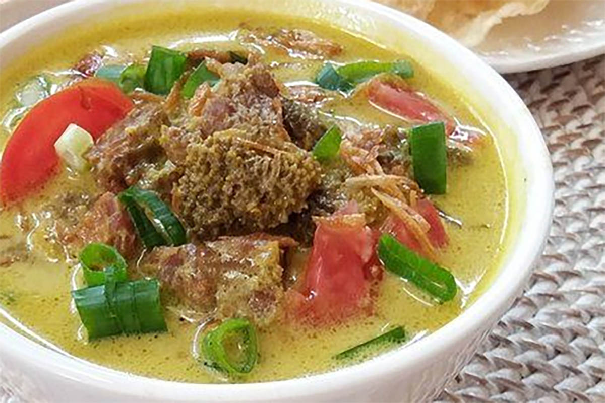 Soto Babat & Ayam Ibu Niah: Warm Flavors That Soothe the Soul in Kubangkangkung